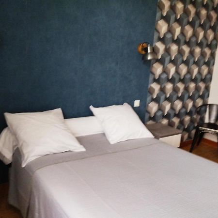 Le Marronnier Hotel Tramayes Eksteriør billede