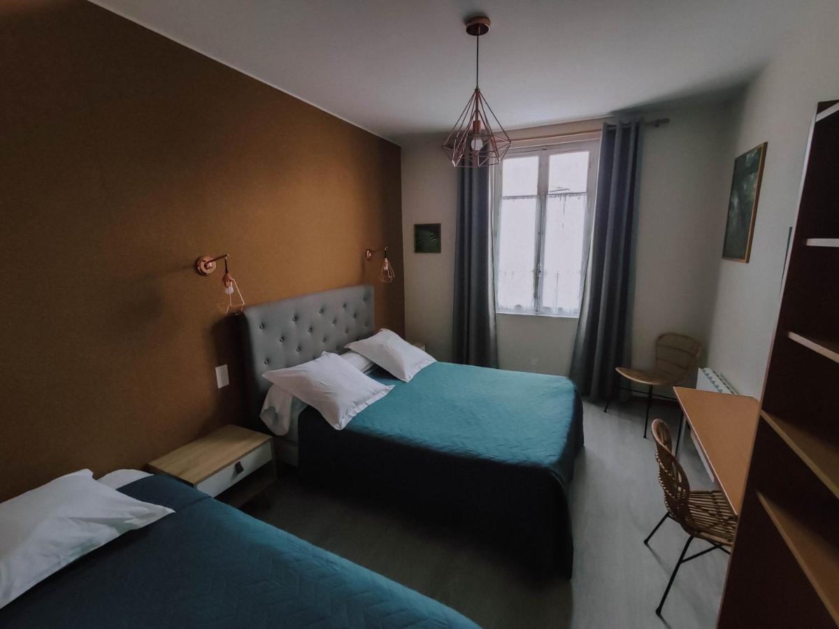Le Marronnier Hotel Tramayes Eksteriør billede