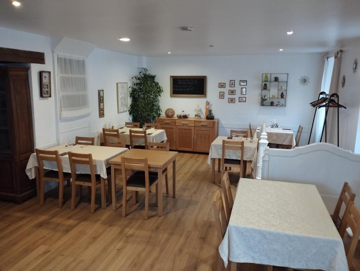Le Marronnier Hotel Tramayes Eksteriør billede